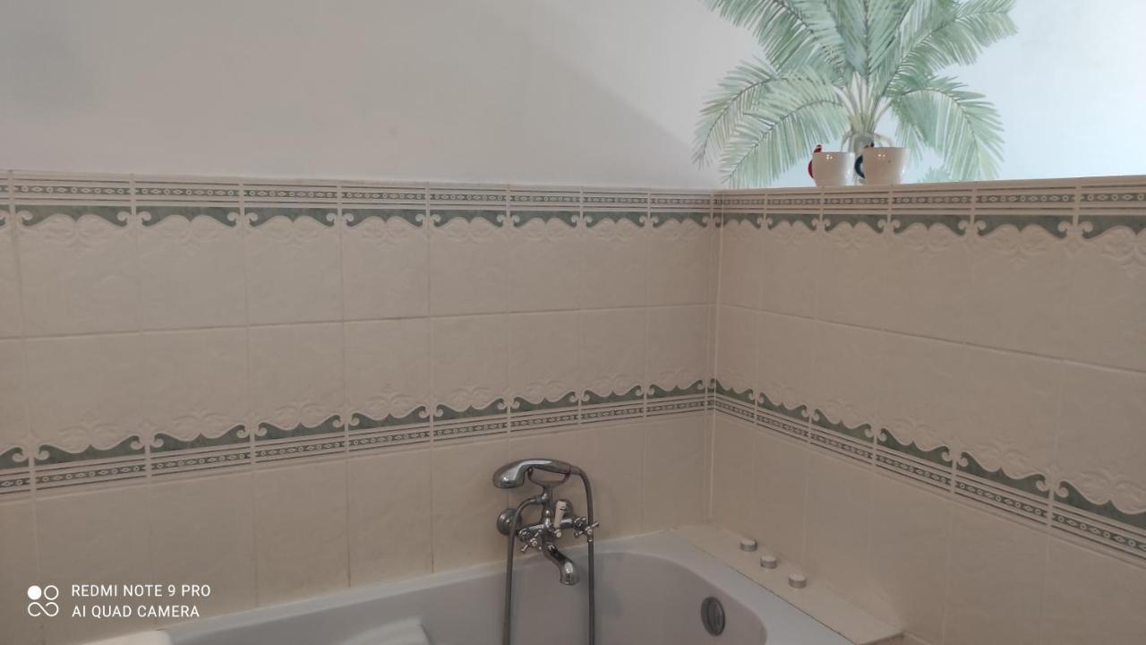 Apartment Le Memagne Lacuisine